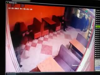 Стрельба в кафе 