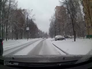 Чутка не достал