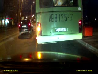 В Минске на переходе водитель не пропустил сотрудников ГАИ