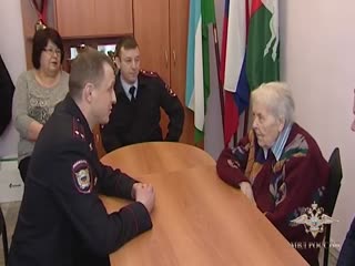 Участнице ВОВ вернули медали