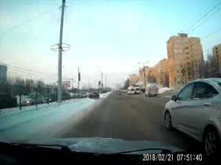 Не успел развернуться