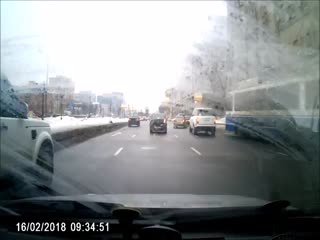 Ученик пытается свалить от учителя