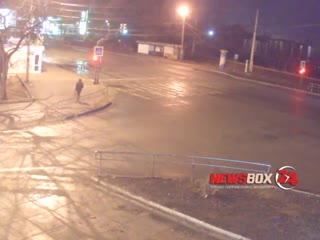 Ночью, 1 апреля, в Находке в районе остановки Заводской женщину-пешехода сбил автомобиль