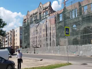 В Калининграде рухнула часть фасада "Кройц Аптеки"