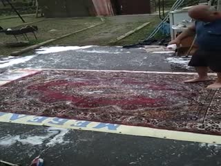 Чистка ковра триммером