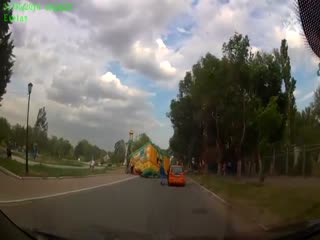 Надувной детский батут перевернулся в Астраханской области