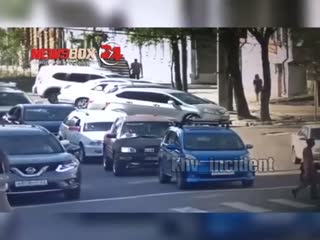 Семейная ссора на дороге