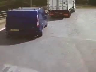 Накрыло контейнером.