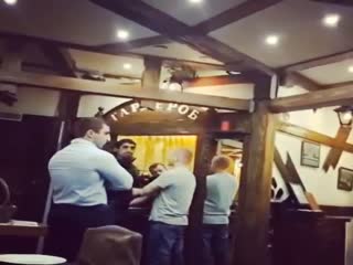 Поговорить хотел