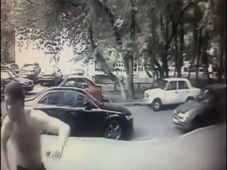 Мужчина зарезал приятеля рядом с отделом полиции на северо-западе Москвы