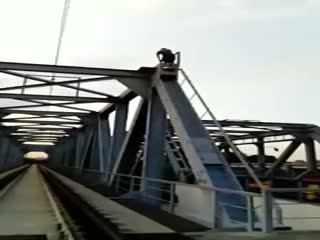 Падение с моста