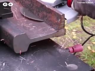 Крутой топор из рельсы