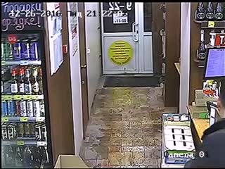 Алкаш готов на всё ради выпивки