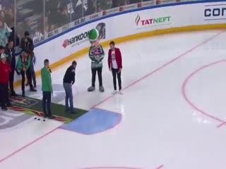 Болельщик выиграл миллион рублей в перерыве матча КХЛ «Ак Барс» — «Локомотив»