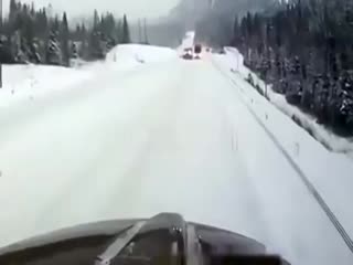 Зимой на дорогах (почувствуй разницу)