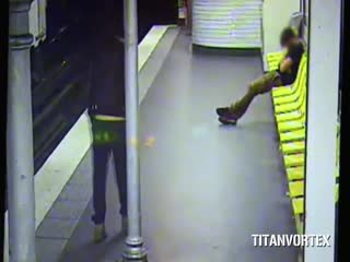 Невероятный случай в парижском метро