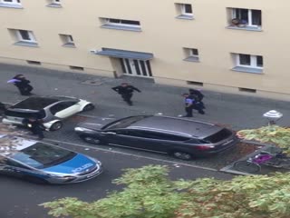 Идиот попытался угнать полицейский автомобиль