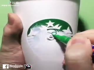 Художник в Старбаксе.