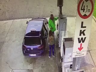 Случай на заправке 