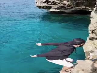 Неожиданно...