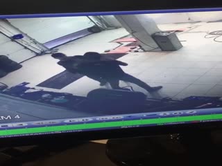 Драка в автосервисе