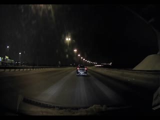Cанкт-Петербург по КАД на скорости за 100км/ч.