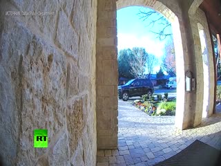 Воры вернули украденный телевизор, потому что он не помещался в угнанный автомобиль