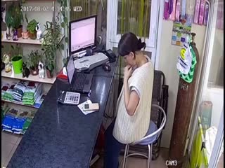 Ограбили цветочный магазин