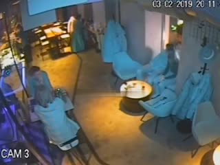В Днепре неизвестные бросили «Коктейль Молотова» в кофейню