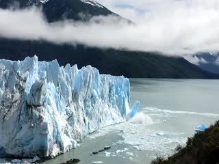 Обрушение айсберга