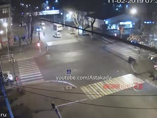 ДТП с переворотом на крышу в Уссурийске попало на видео