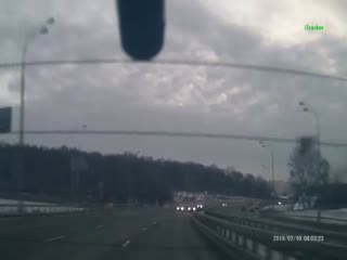 Искрометный гонщик