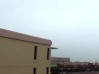 Молния угодила в дом