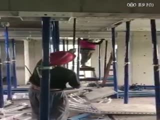 Зачем нужны каски на строительной площадке