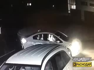 Водитель такси Сатурн напала на девушку из-за 74 рублей в Краснодаре