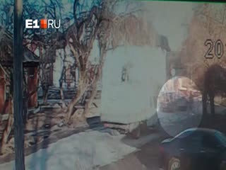 Автомобиль переехал девочку, которая переходила дорогу