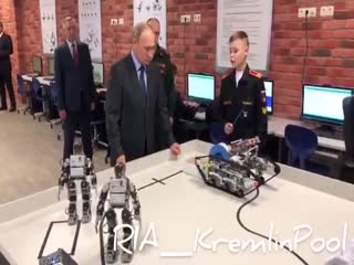 Эра роботов в Сверхдержаве