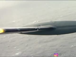 Пилоты чилийского военного самолета сняли на видео лодку Федора Конюхова в 460 милях от мыса Горн