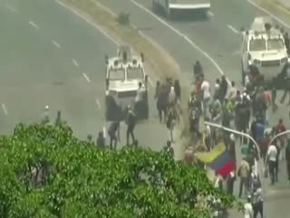 В Венесуэле сейчас опять переворот и не скучно