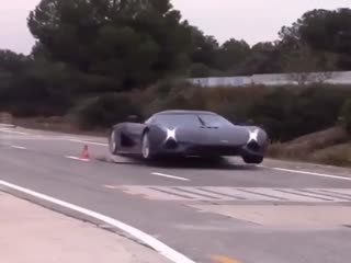 Суровый краш-тест суперкара Koenigsegg Regera