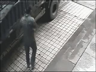 Никогда не протыкайте ножом колесо