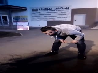 Мгновенное возвращение наркомана в реальность .