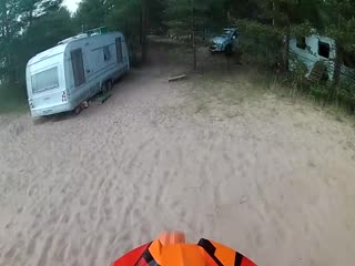 Мотоциклисты и отдыхающие