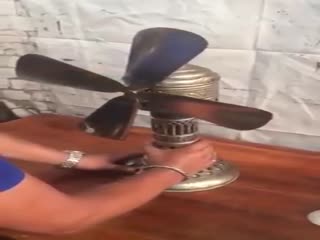 Старинный вентилятор 1870 года