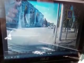 В Воронеже маршрутный автобус  сбил пешехода насмерть