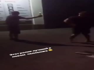 «Челлендж бутылочной крышки»...