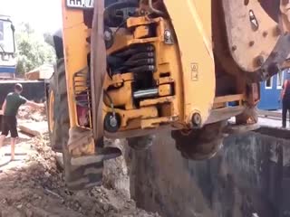 Крановщик, как и сапёр, ошибается только один раз