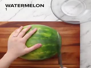 Сезон арбузов наступил.