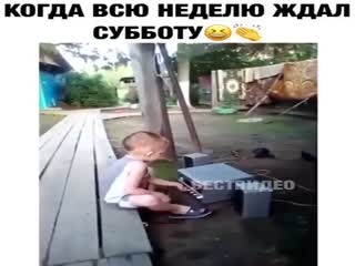 Мальчуган поёт...