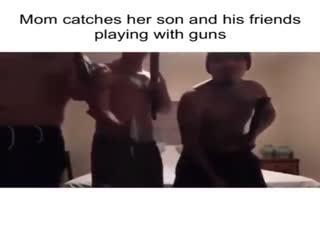 Мама застукала сына с плохими игрушками